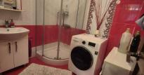 Продаю два отдельных дома на земельном участке